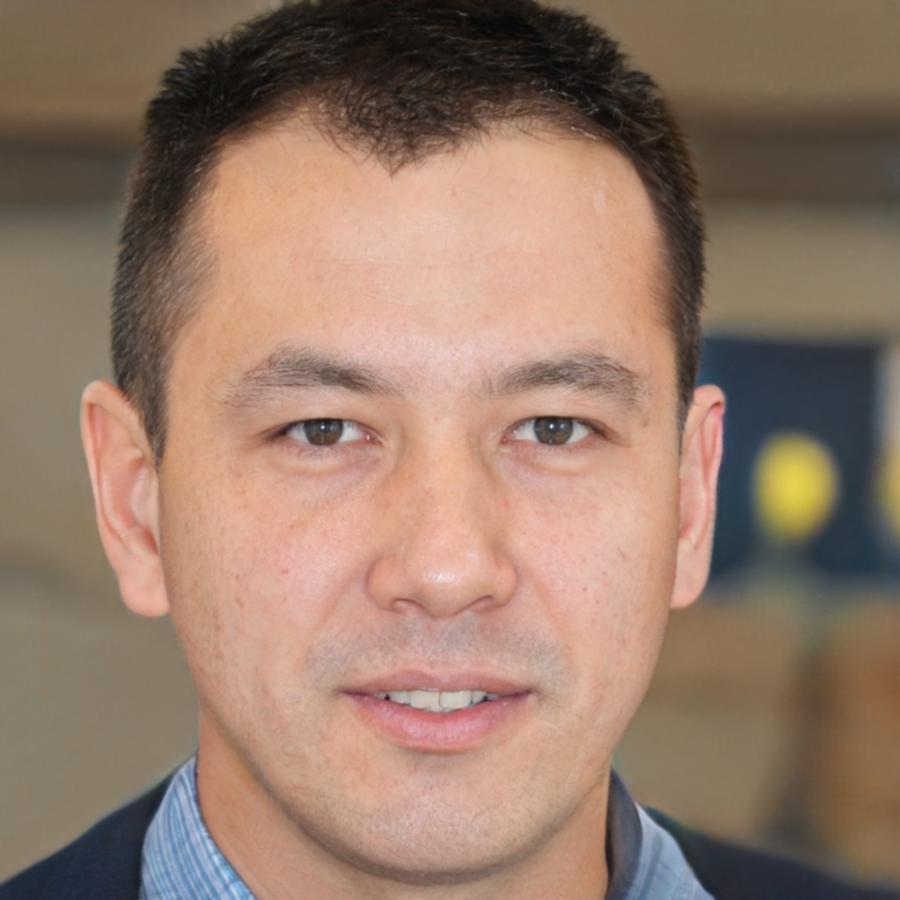 Retrato profesional de Martín Espinoza